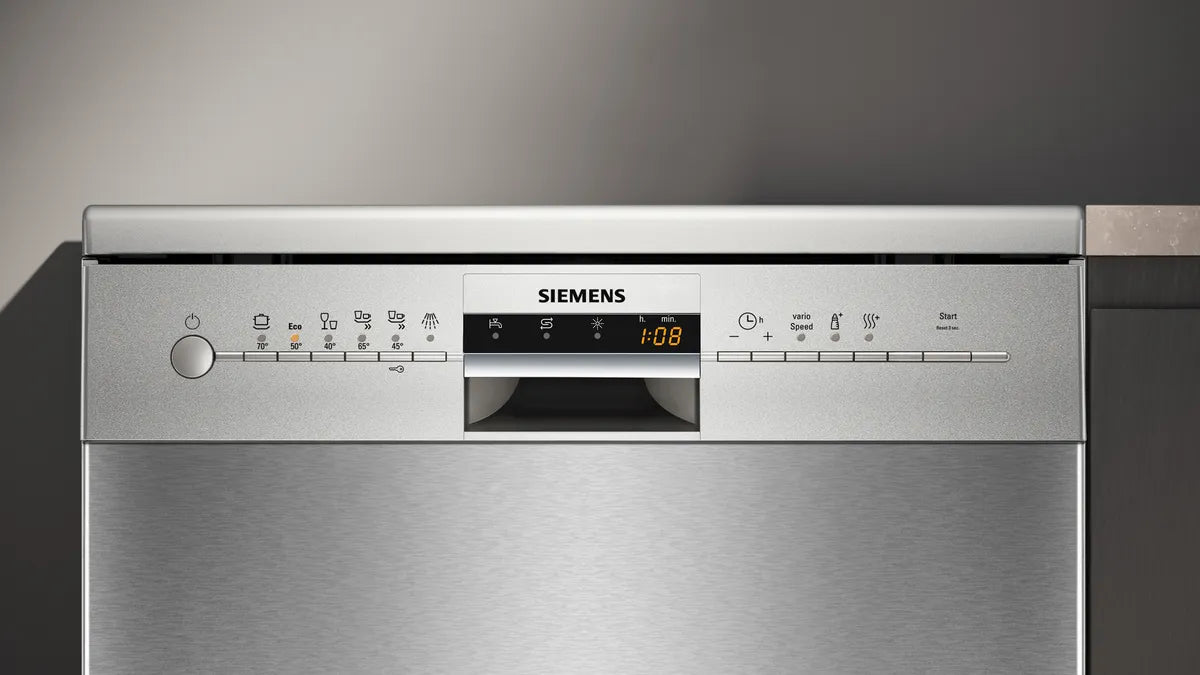 Siemens iQ100 Free Standing Dishwasher, 12 place setting, Silver, SN216I00AM