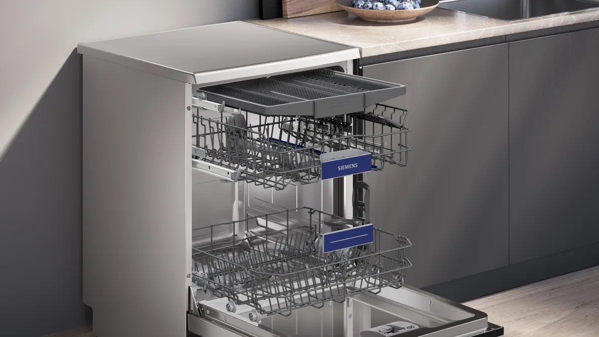 Siemens iQ500 Home Connect Dishwasher, 14 Place Setting, Black Glass, SN23HB62MT