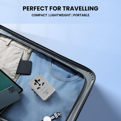 Infinyty Atlas-65 Universal Travel Adaptor 65W Silver