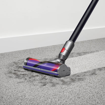 Dyson V10 Total Clean - High-Torque Cleaner Head on Carpet