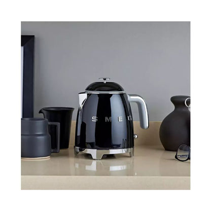 Smeg 50's Style Retro Mini Kettle 0.8 Liter Black