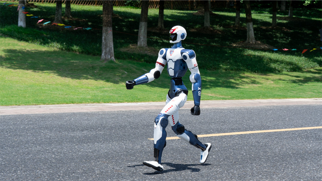 Unitree R1 Humanoid Robot – AI Humanoid Companion Robot
