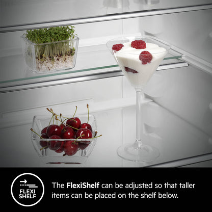 AEG Built-in Refrigerator 240 Litre, No-Frost, inverter Compressor, Tempered glass, Digital Control, White, SCE81816TC