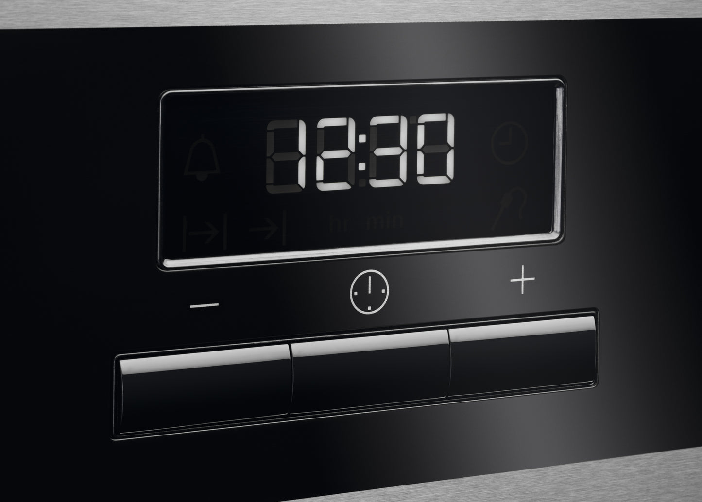 AEG Built-in Electric Oven 90cm, Multilevel-cooking, Steambake, Surroundcook, Black, BEK722910M