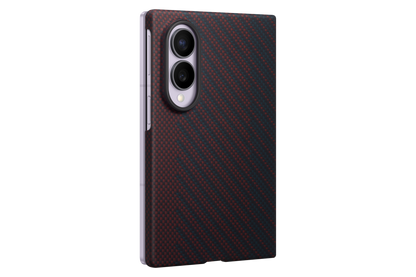 Samsung Z Fold8 Carbon Magnet Case Violet - Lifestyle