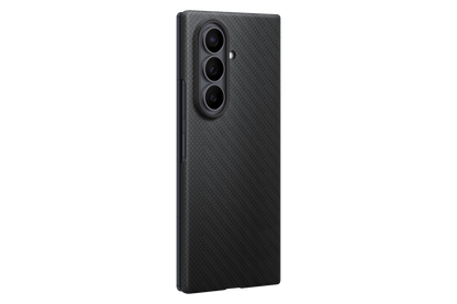 Samsung Z Fold8 Ultra Carbon Magnet Case Graphite - Lifestyle