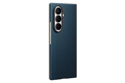 Samsung Z Fold8 Ultra Carbon Magnet Case Blue - Lifestyle